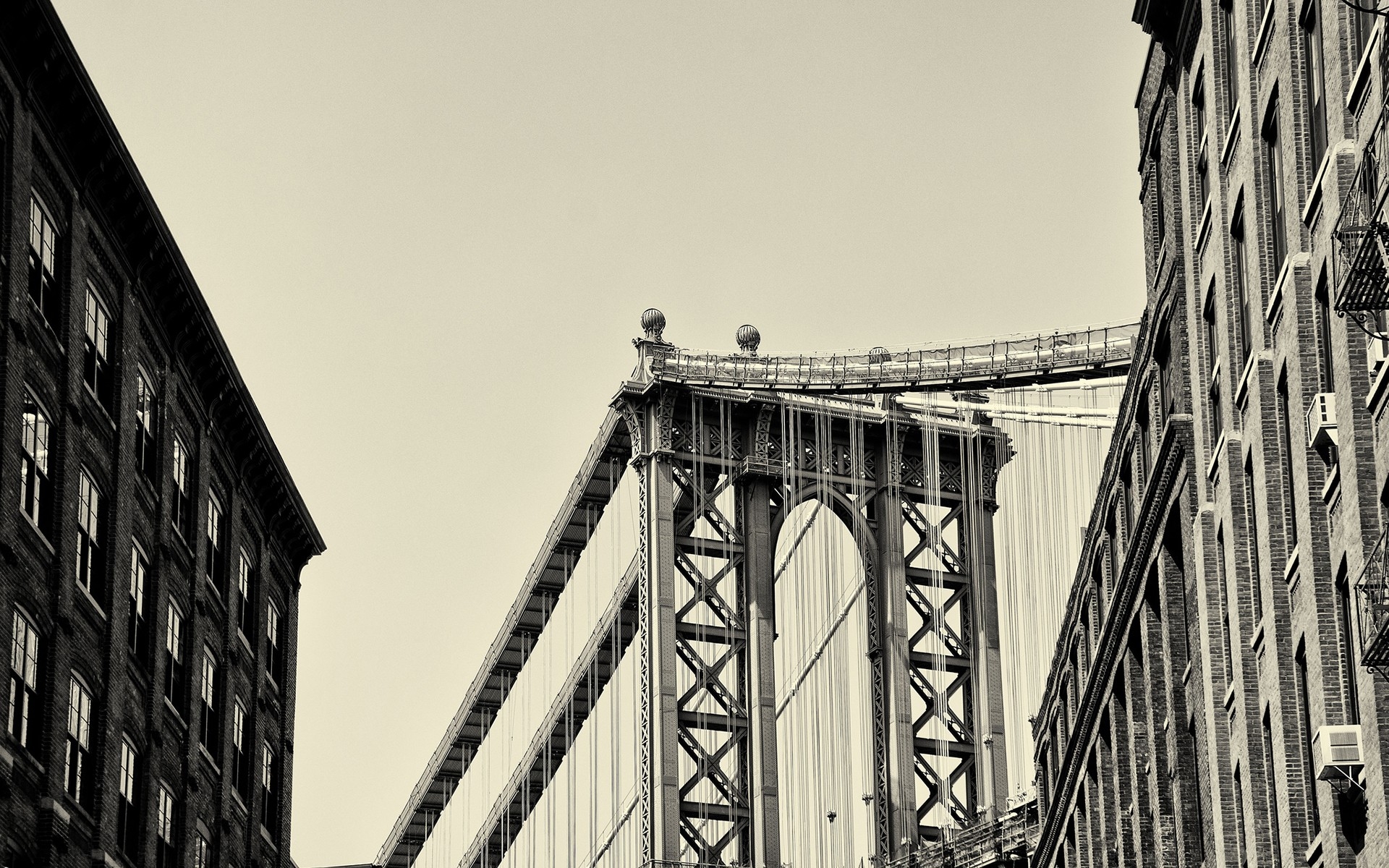 Картинки Нью-Йорк, мост, небо, черно-белый фото и обои на рабочий стол