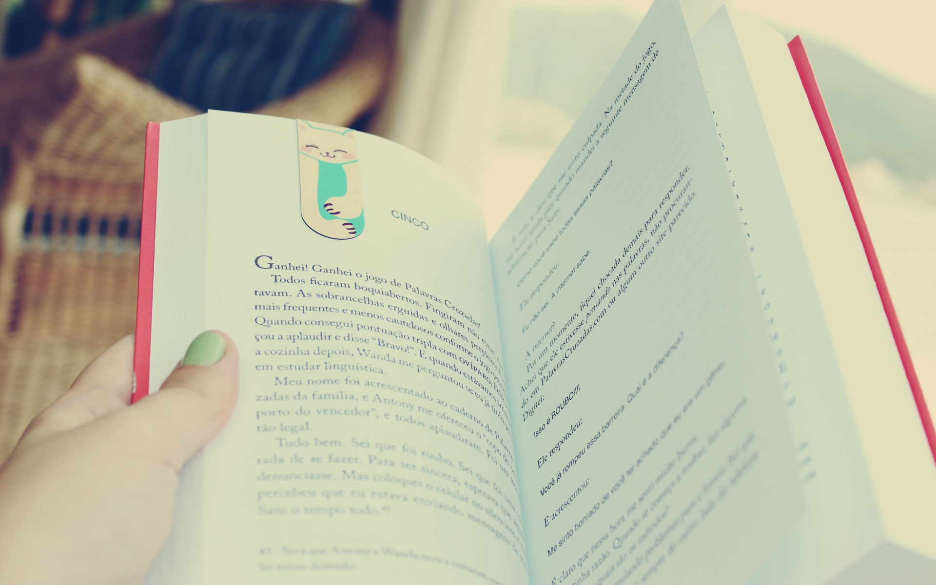 Картинки Книга, руки, читать фото и обои на рабочий стол