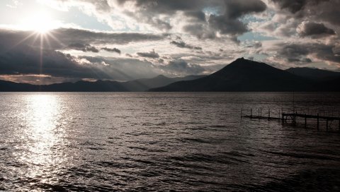море, пристань для яхт,