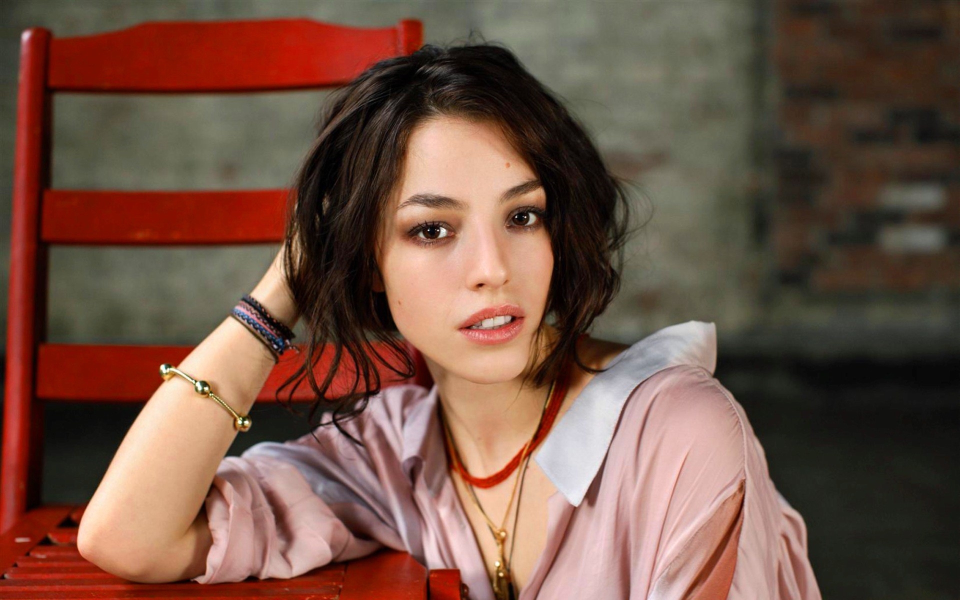 Картинки Olivia thirlby, брюнетка, глаза, девушка фото и обои на рабочий стол