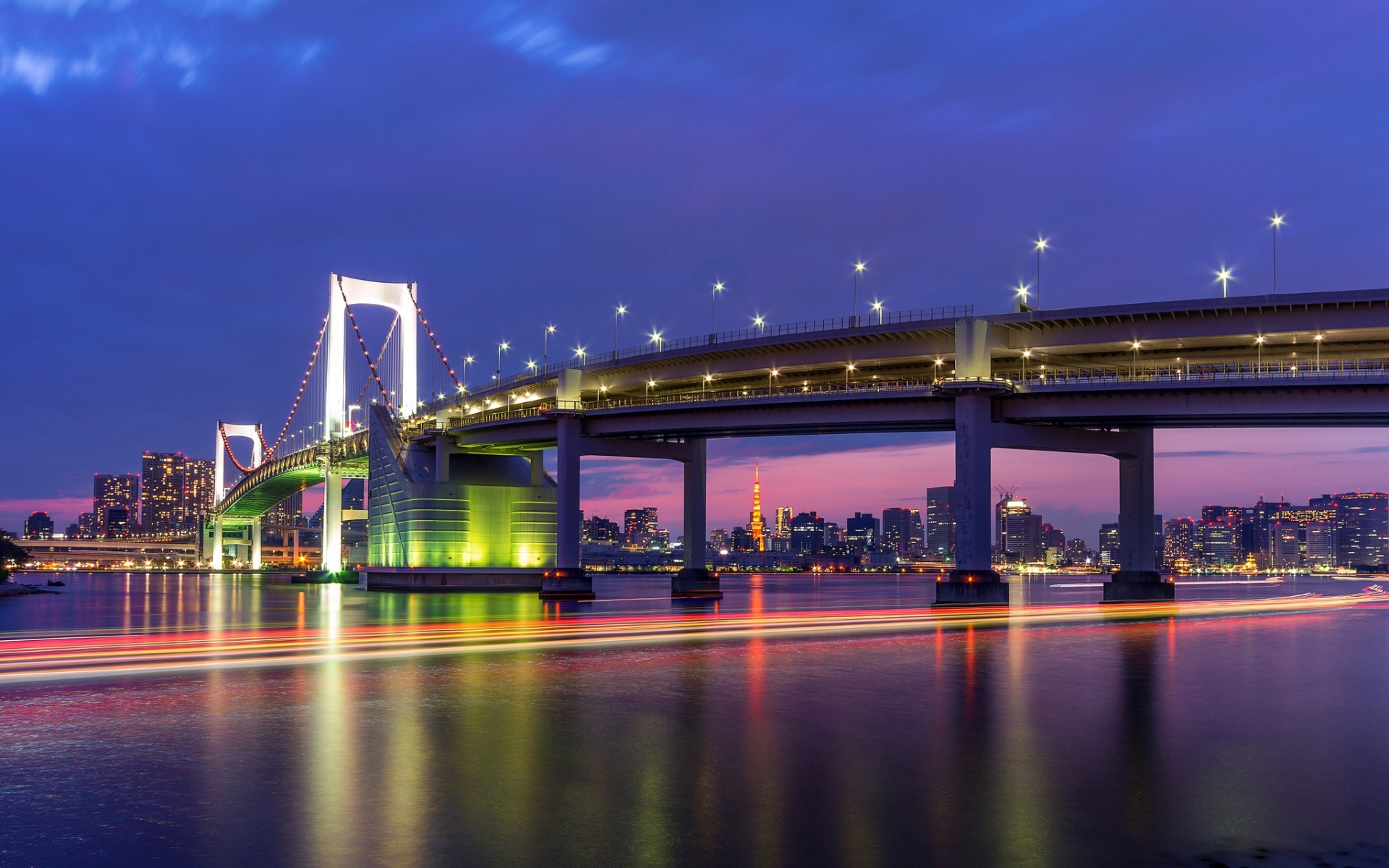 Картинки Токио, столица, мегаполис, мост, огни, освещение, скорость затвора, залив, дома, здания, ночь, синяя, сирень, небо фото и обои на рабочий стол