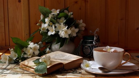 чашки, чай,цветы, чаепитие