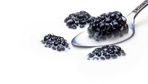 ежевика, молоко, продукты питания