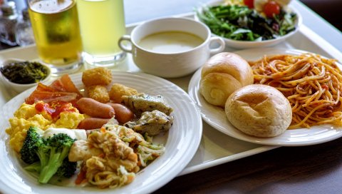 лапша, мясо, хлеб, продукты питание, обед