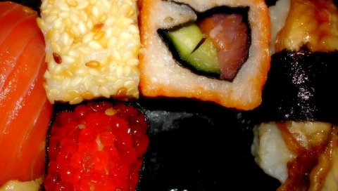 булочки, морепродукты, мясо