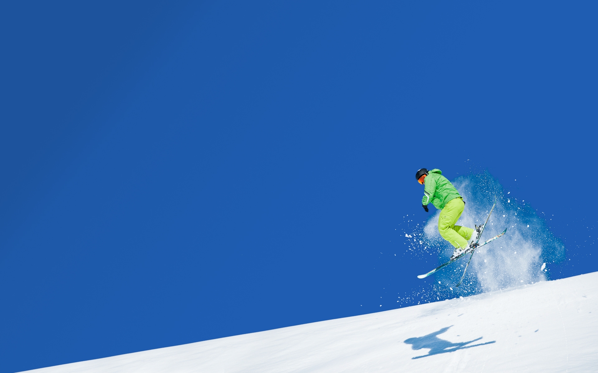 Картинки Горы, лыжник, прыжок, спорт, небо, снег, лыжи фото и обои на рабочий стол