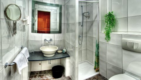 ванна, кафель, душевая кабина, туалет, раковина, зеркало, HDR