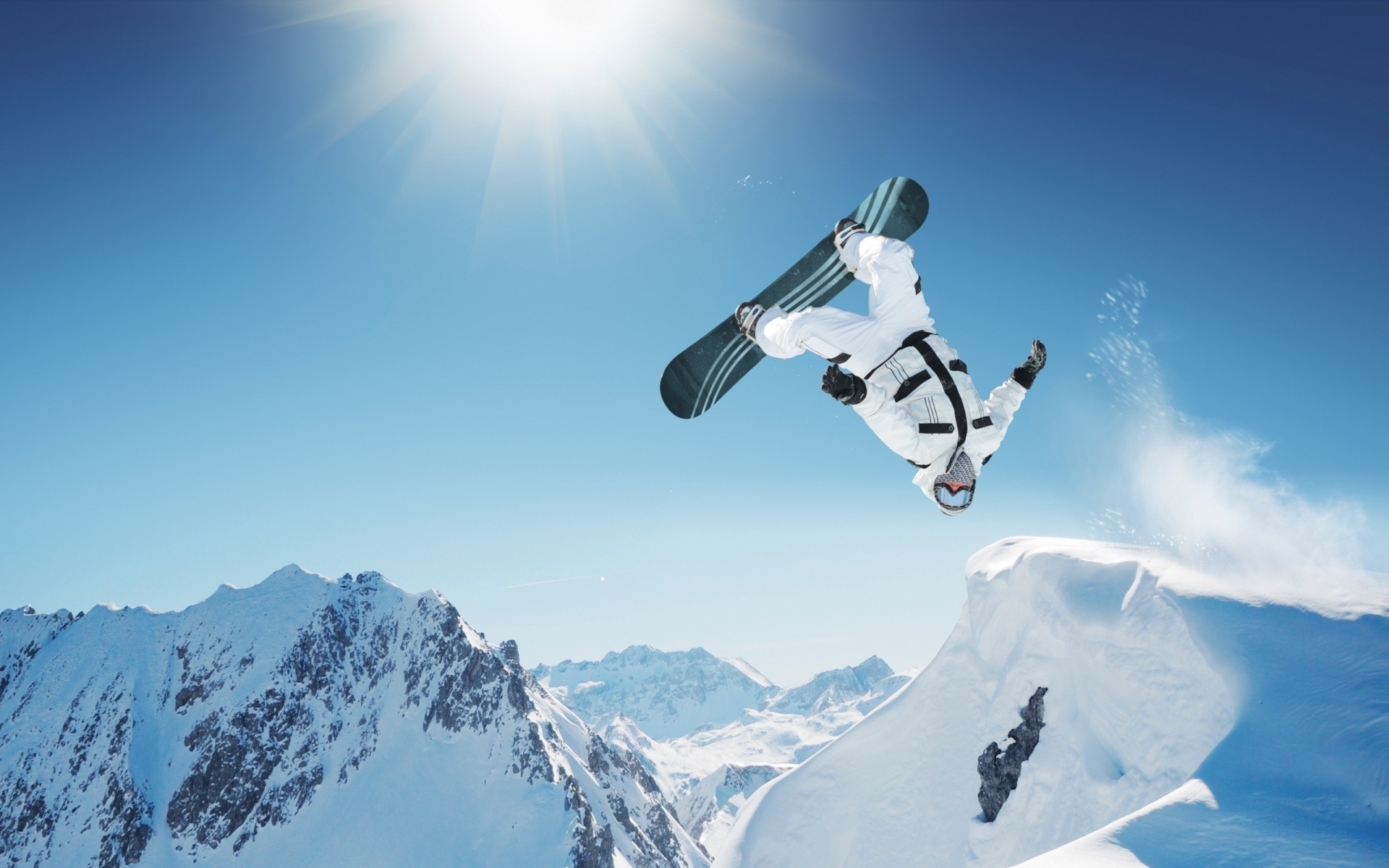 Картинки сноуборд, трюк, прыжок, гора, экстремальный фото и обои на рабочий стол