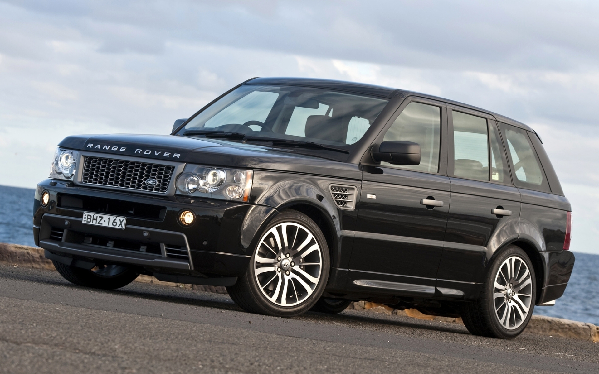 Картинки Land Rover, Range Rover, спорт, Штормер, варьировались ровер спорт, вседорожник, фронт, черный, небо фото и обои на рабочий стол