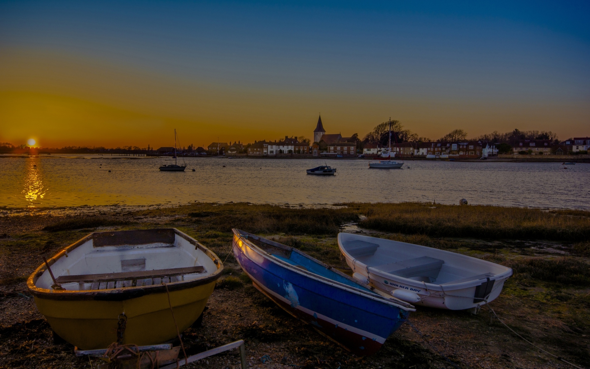 Картинки Вечер, залив, деревня, лодки, закат фото и обои на рабочий стол
