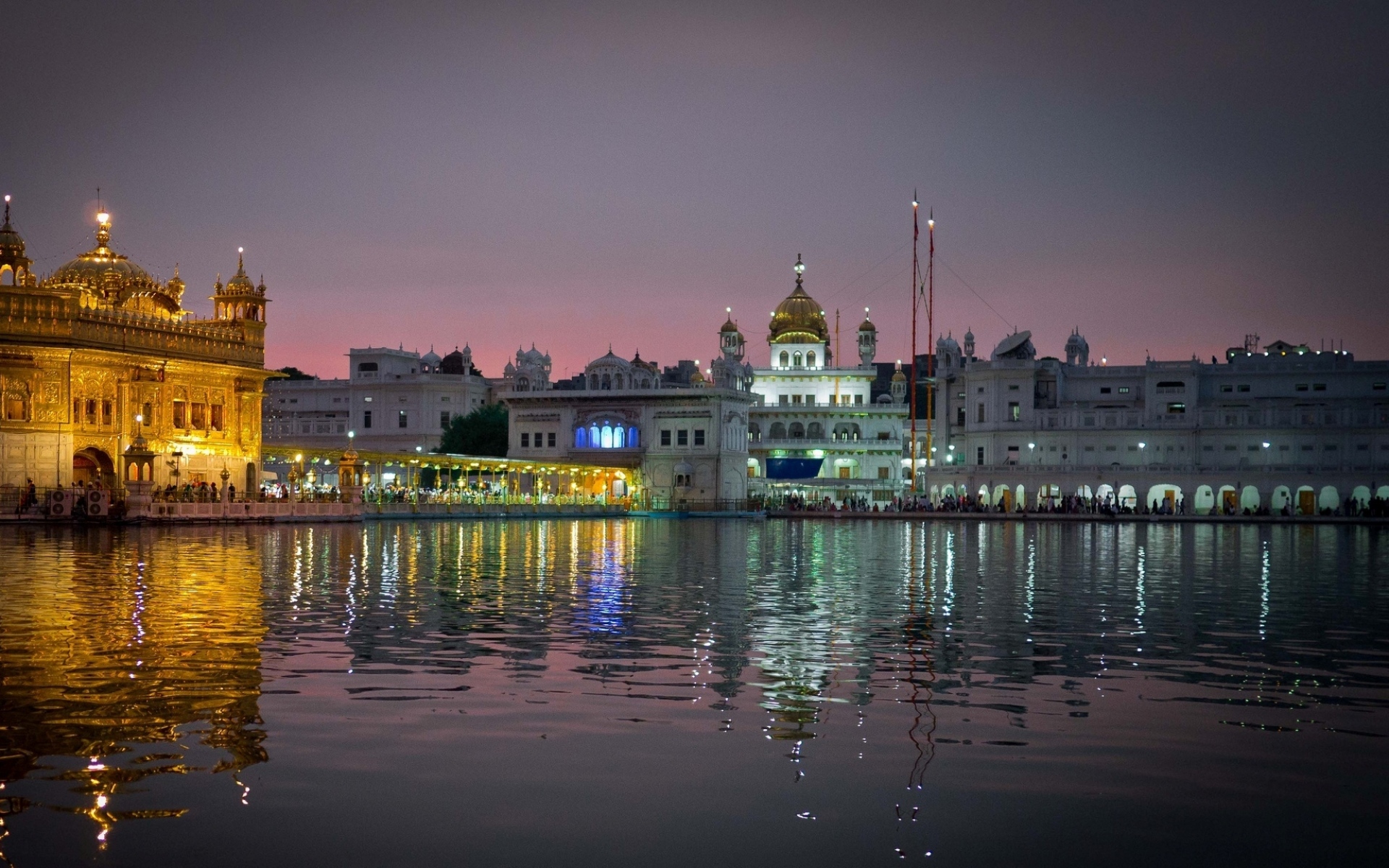Картинки Amritsar, india, punjab, город, вечер, храм, harmandir sahib, вода, отражение фото и обои на рабочий стол