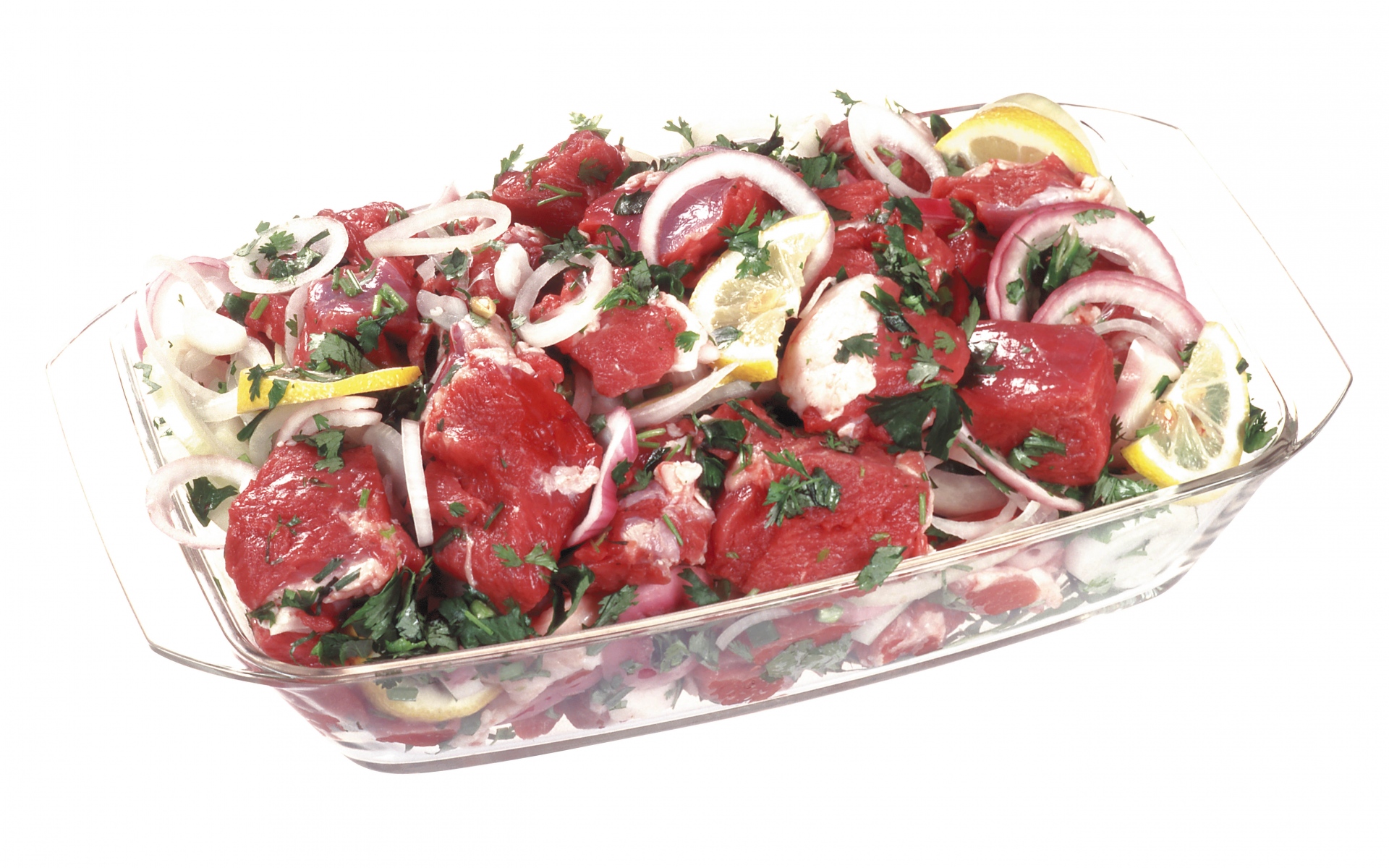 Картинки Шашлыки, мясо, овощи, кусок тарелки, белый фон, зеленый фото и обои на рабочий стол