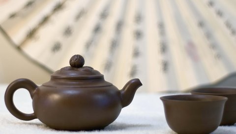 Чай, фарфор, чайные листья, чашки, веер