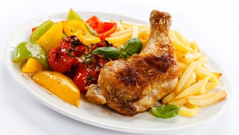 Блюдо, курица, салат, картофель, на белом фоне