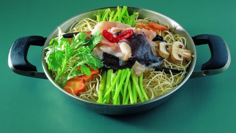 Блюдо, грибы, овощи, морепродукты, лапша