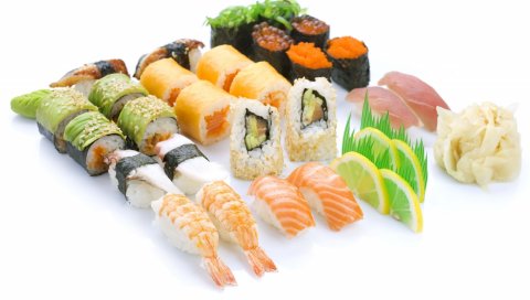 Суши, икры, морепродукты, рис, белый фон