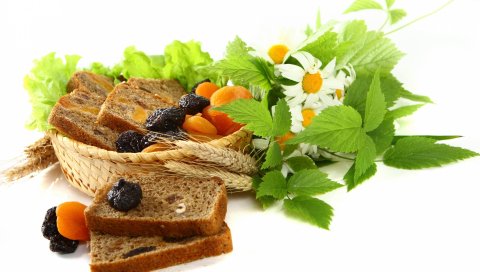 Сушеные фрукты, хлебная корзина, веточки, цветы, листья, стебли,