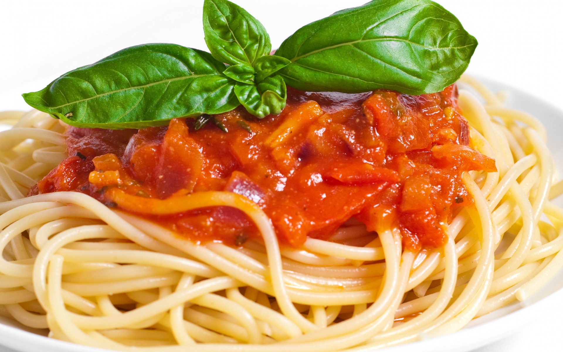 Картинки Спагетти, блюда, овощи, листья, фото и обои на рабочий стол