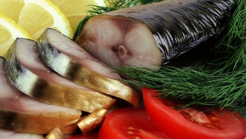 скумбрии, ломти, салат, лимон,