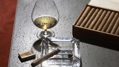 сигару, пепельницы, виски, бокал вина, состав, зажигалка, Zippo