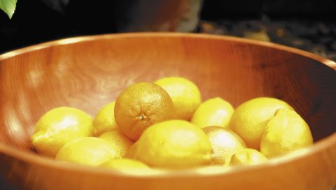 миска, тарелки, лимоны, витамины
