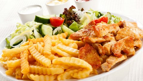 картофельного блюдо, салат, мясо, специя