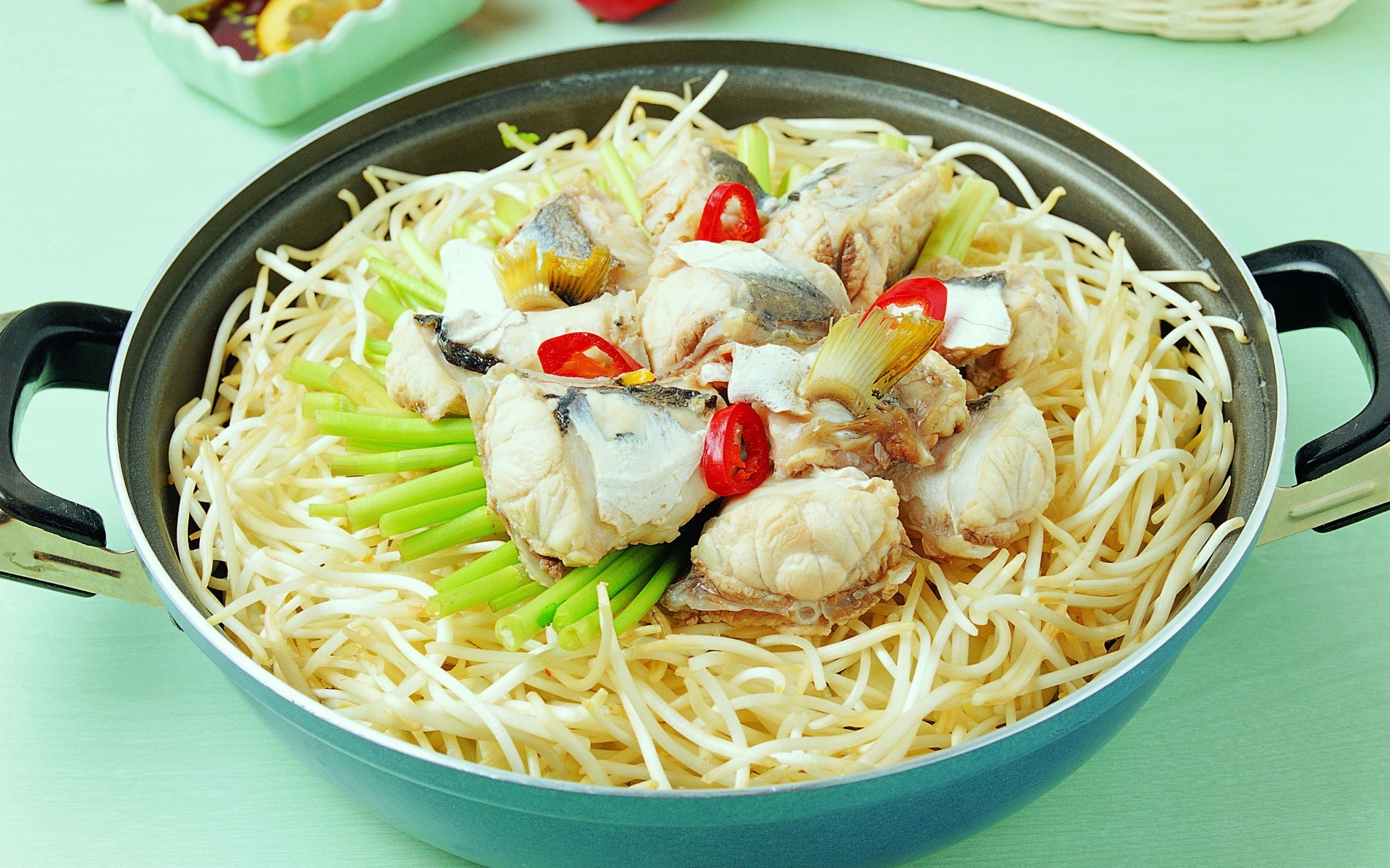 Картинки продукты питания, рыба, чипсы фото и обои на рабочий стол