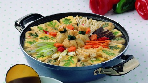 Блюдо, кастрюля, овощи