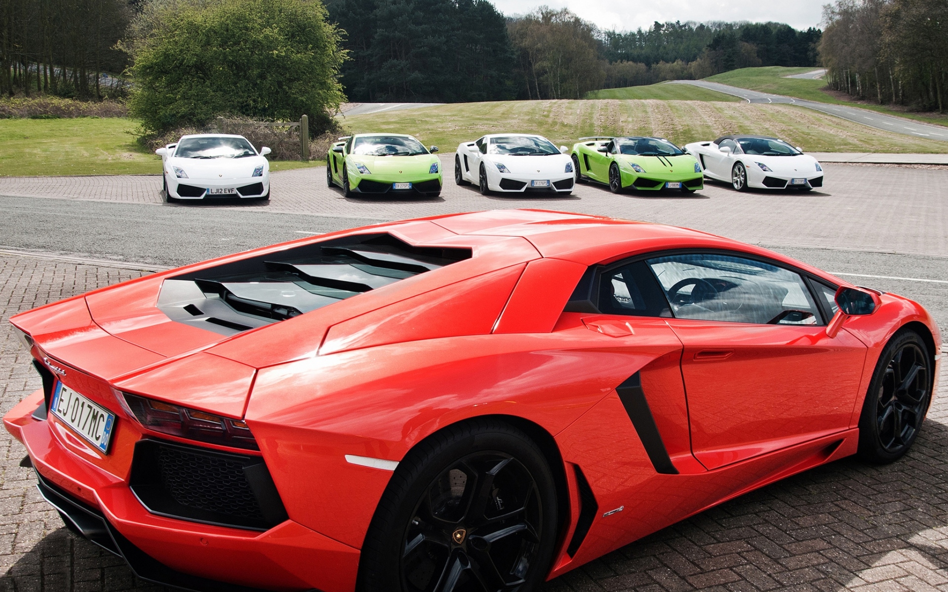 Картинки Lamborghini, aventador, суперкар, галлардо фото и обои на рабочий стол