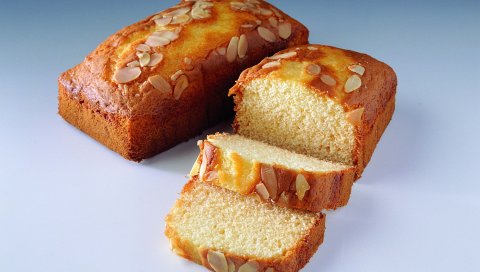 Хлеб, грецкий орех, синий