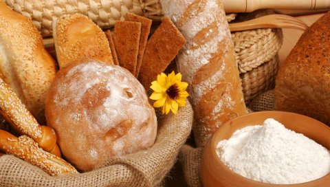 Корзины, хлеб, печенье, мука, цветок