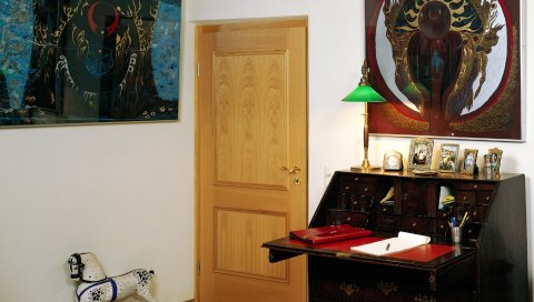 таблица, картины, двери, лошадь