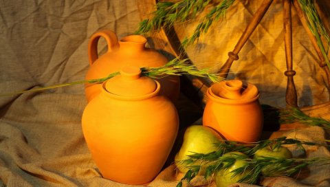Кувшины, яблоки, фрукты, уши