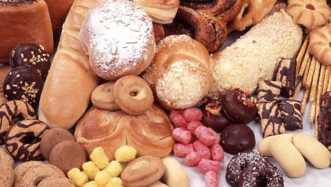 Кукурузные палочки, печенье, шоколад, хлеб