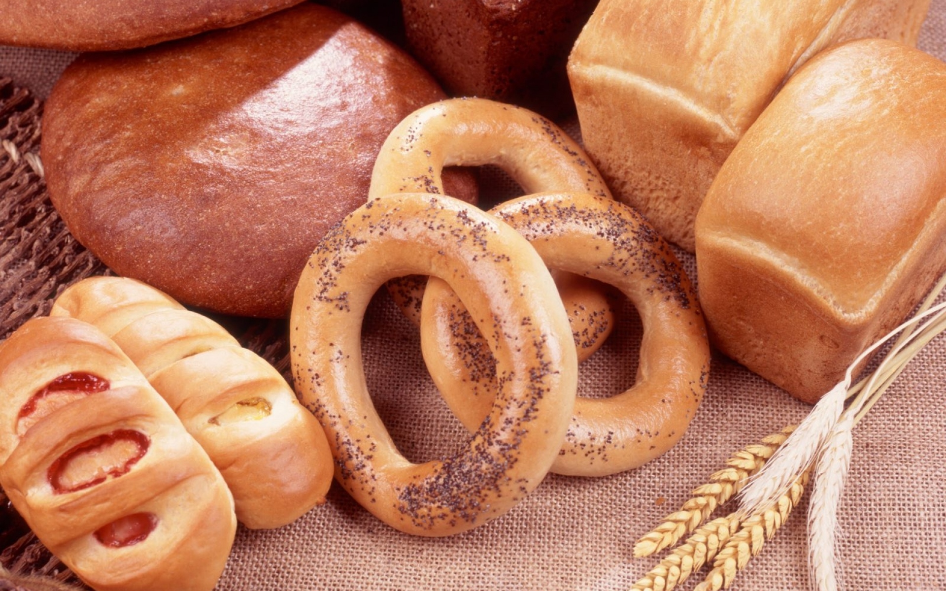 Хлеба булочные изделия
