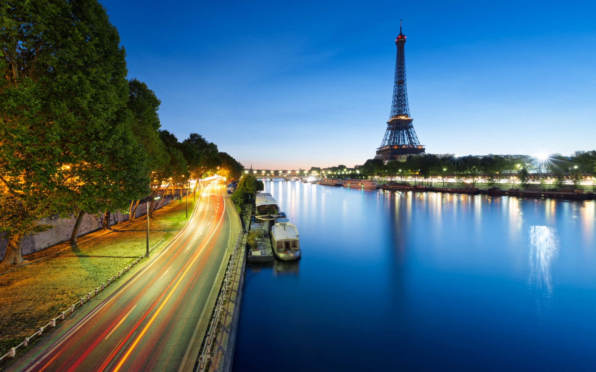 Картинки Франция, Эйфелева башня, река, ночь фото и обои на рабочий стол