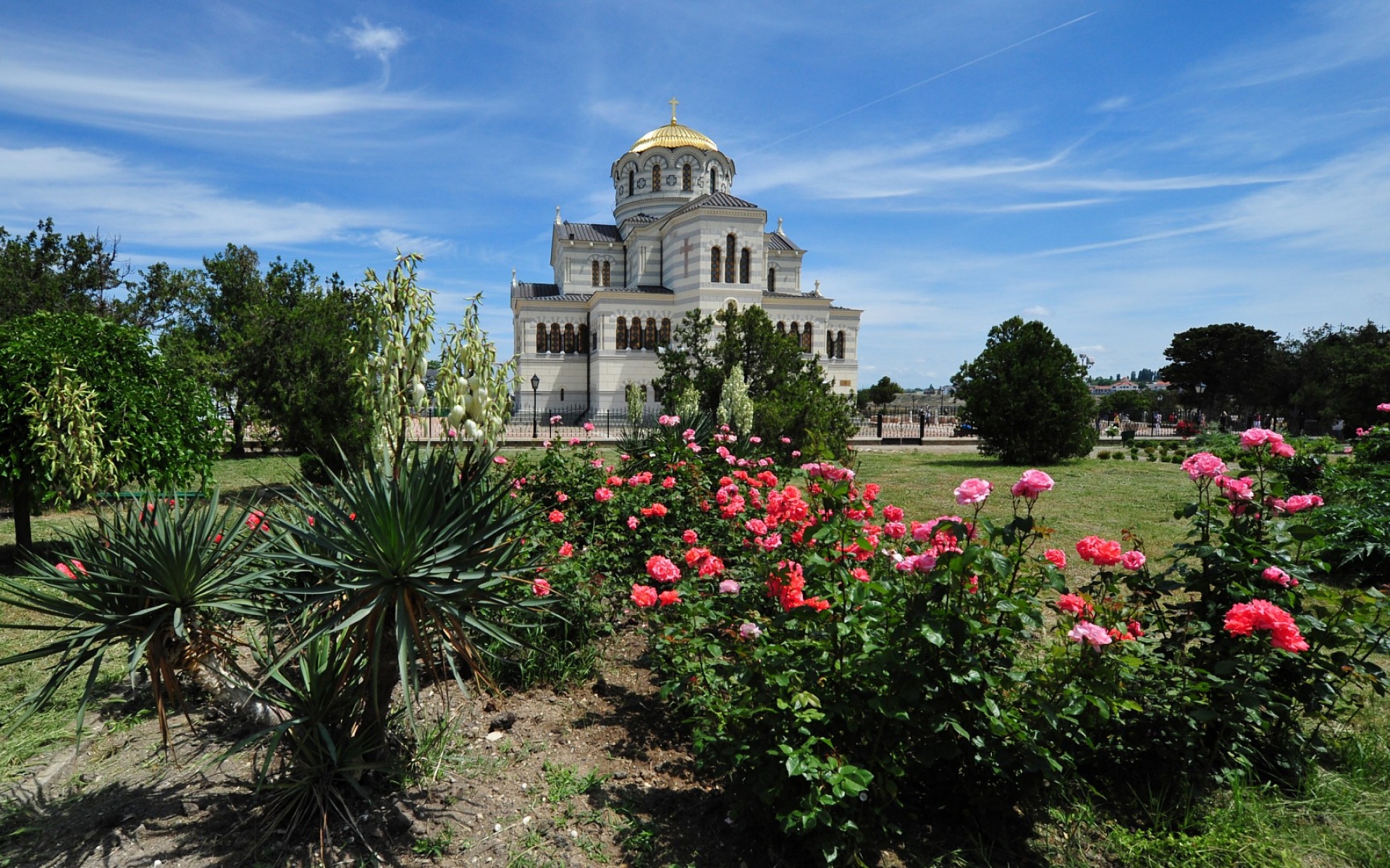 Картинки Украина, фотографии, цветы, растения, здания фото и обои на рабочий стол