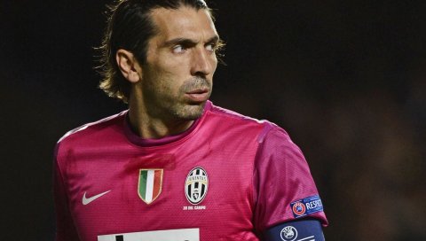 Джанлуиджи Буффон, Juventus, серия А, вратарь