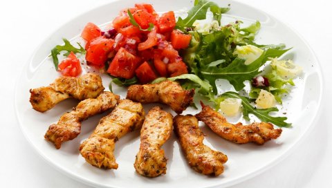 Мясо, помидоры, рукколой, салатом