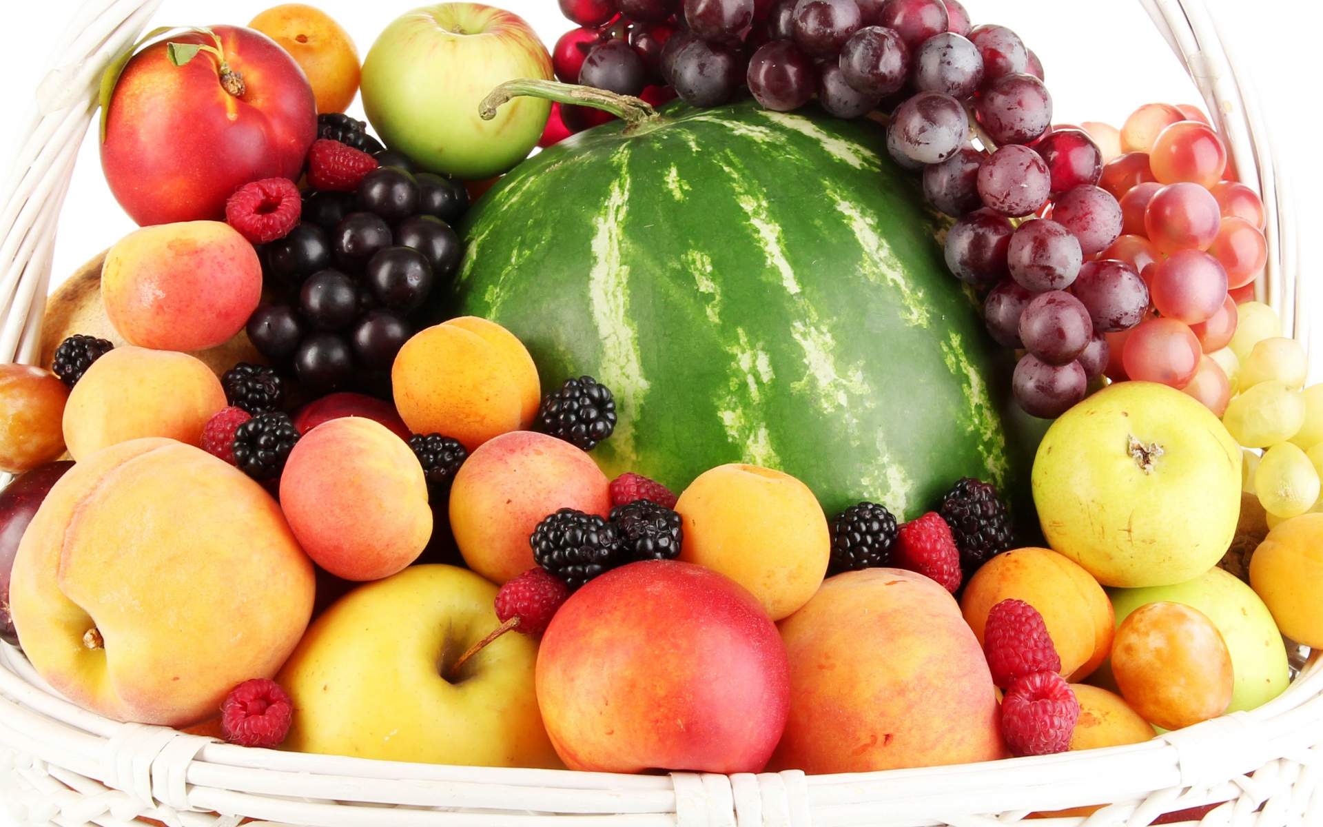 Картинки Виноград, арбуз, персики, яблоки, еда, фрукты, корзина фото и обои на рабочий стол