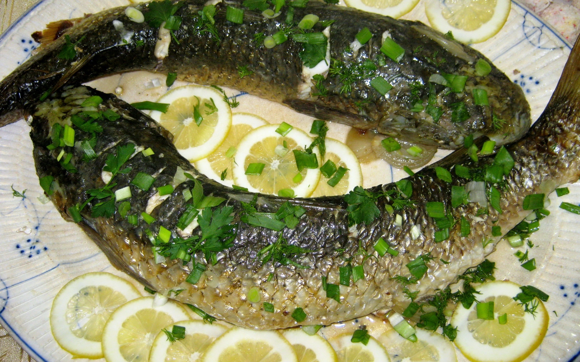 Картинки Рыба, мясо, зелень, лимон фото и обои на рабочий стол