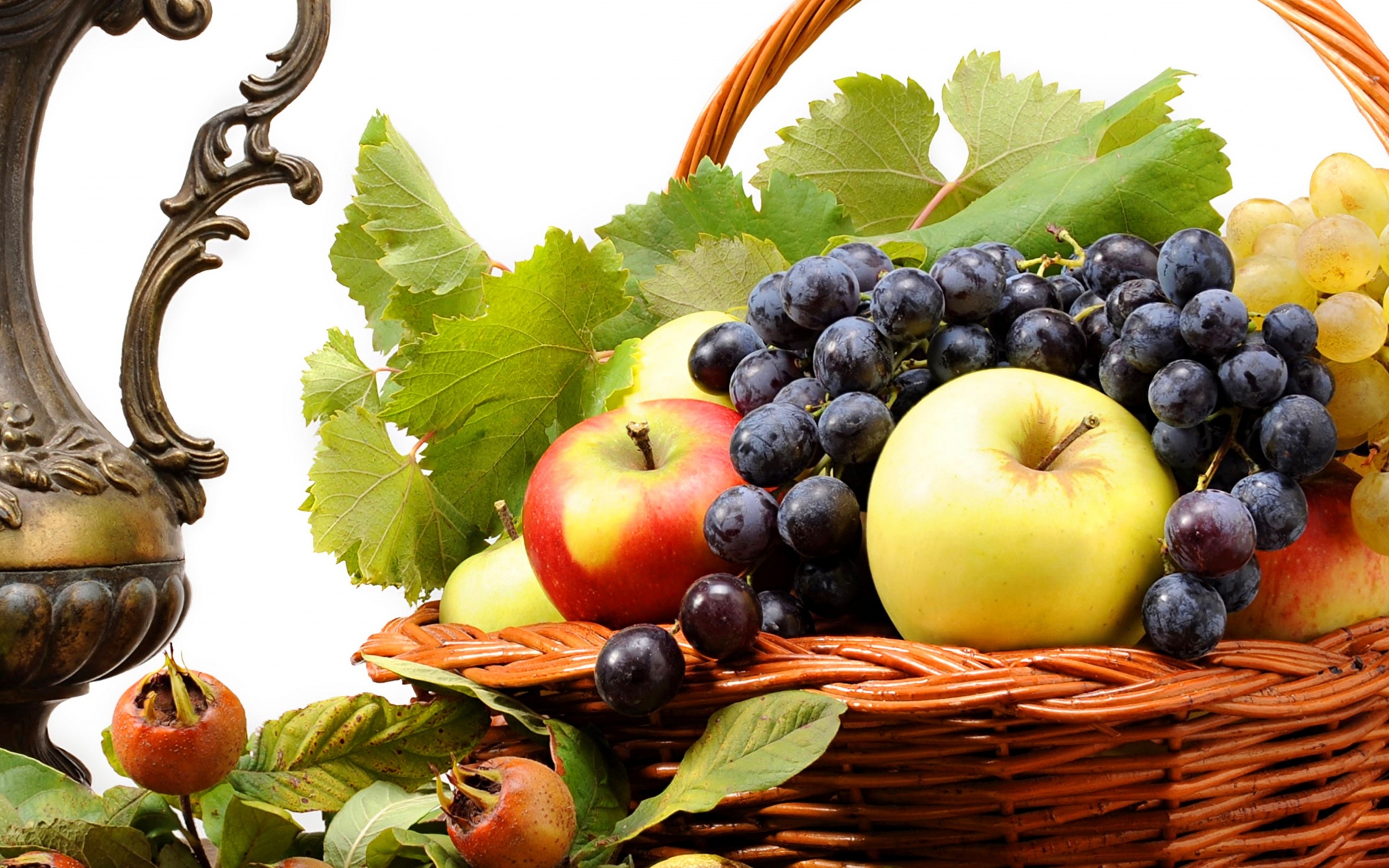 Картинки Виноград, яблоки, фрукты, чай, корзина фото и обои на рабочий стол