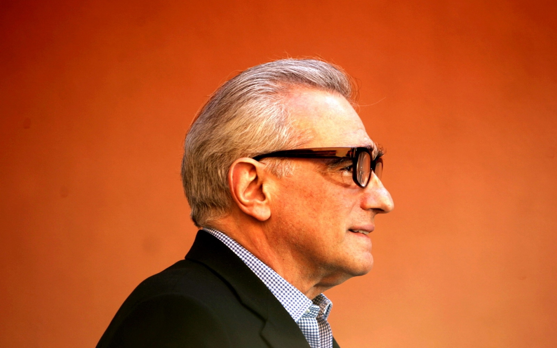 Картинки Martin scorsese, очки, рука, приветствие фото и обои на рабочий стол