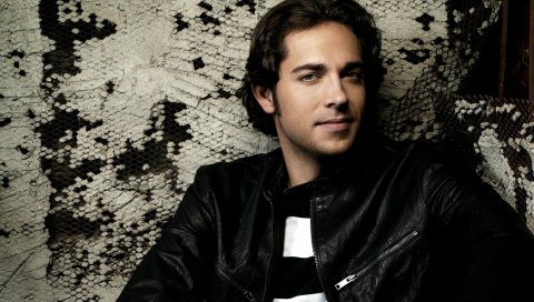 Zachary levi, brunet, актер, знаменитость