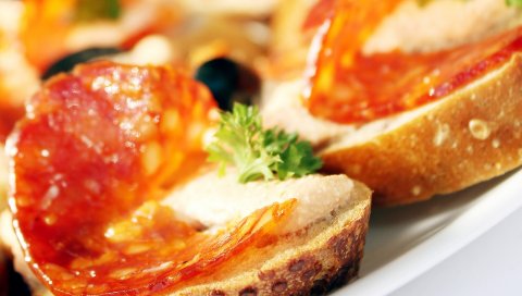 Мясо, хлеб, зелень, сэндвич