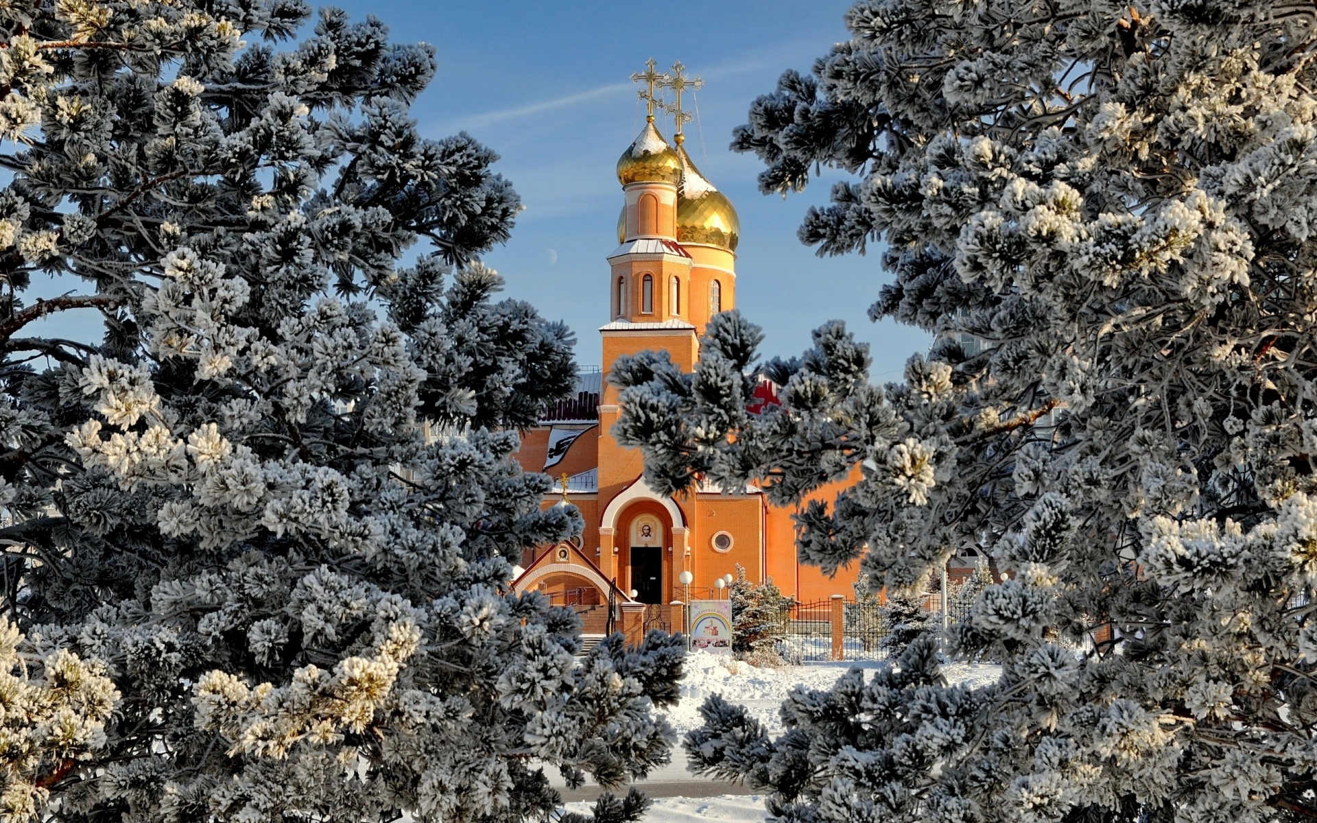 Картинки Темиртау, храм, деревья, зима фото и обои на рабочий стол