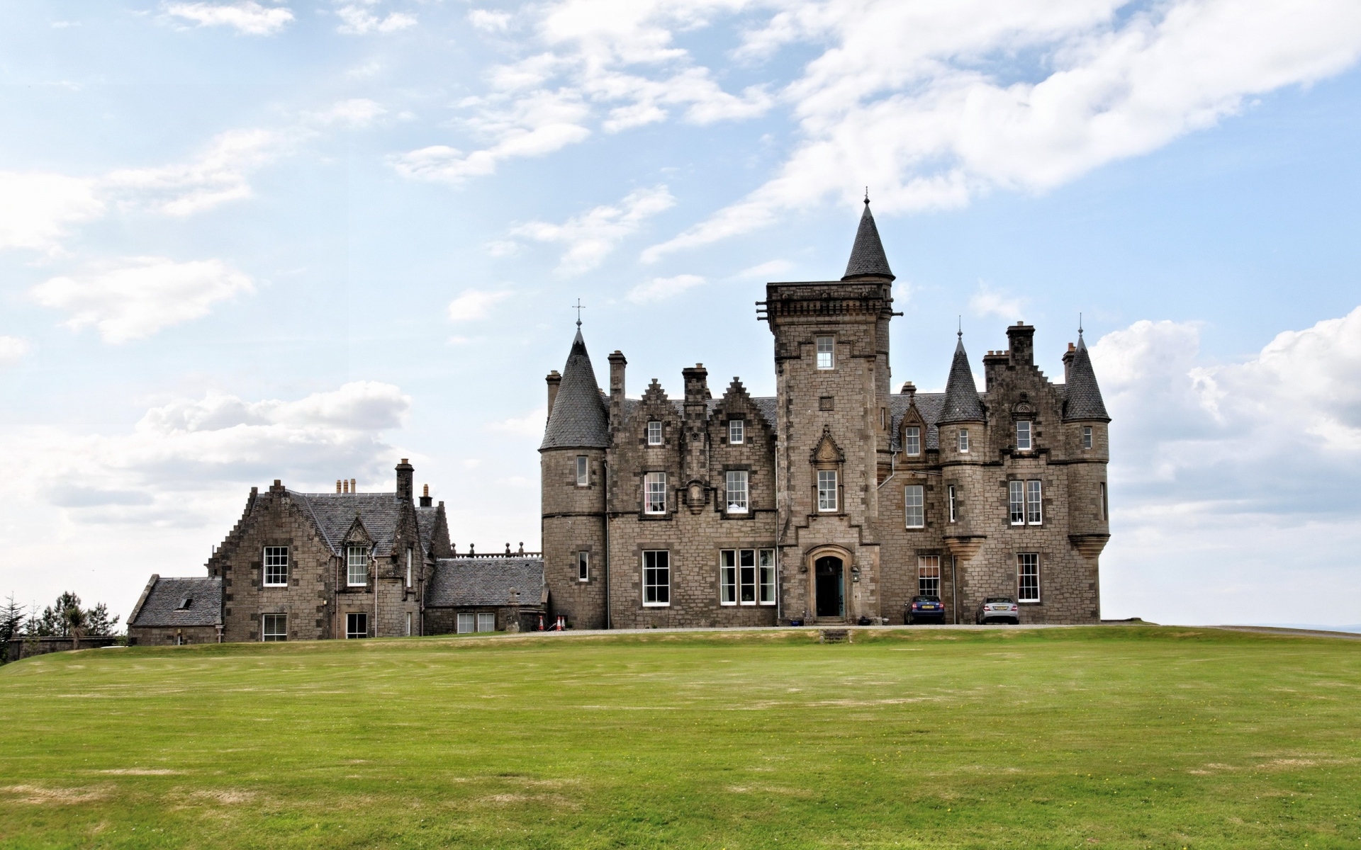 Картинки Шотландия, glengorm, tobermory, трава, небо фото и обои на рабочий стол