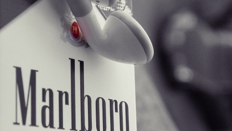 Marlboro, сигареты, яблоко, наушники, бренд