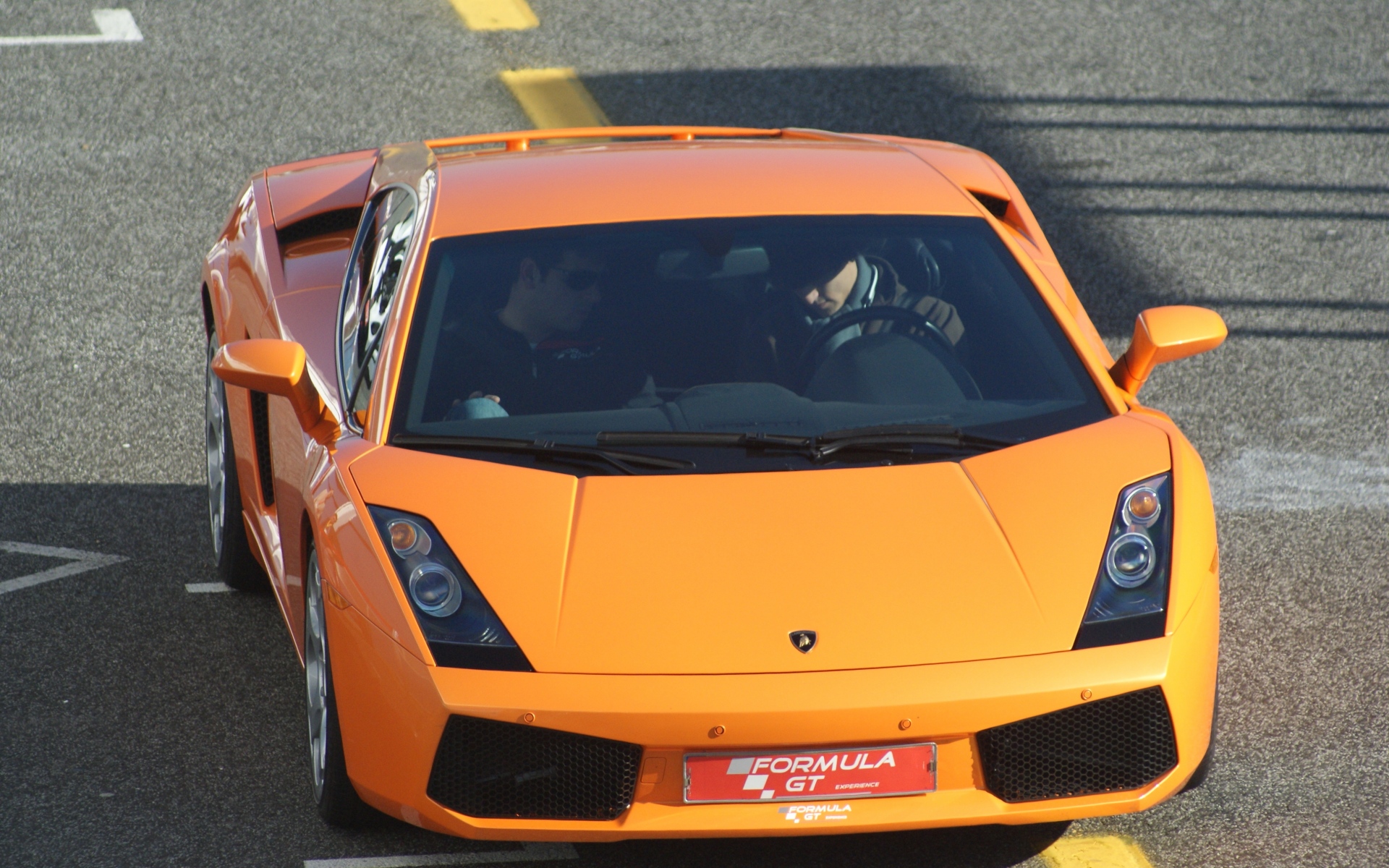 Картинки Lamborghini, автомобиль, Лиссабон, город, движение фото и обои на рабочий стол