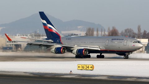 Ra-96015, самолет, аэрофлот, взлетно-посадочная полоса